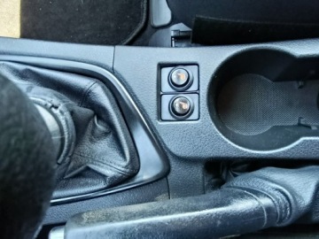 Toyota Auris II Hatchback 5d Dual VVT-i 100 99KM 2013 Toyota Auris Bezwypadkowa, tylko 17000 km, zdjęcie 13