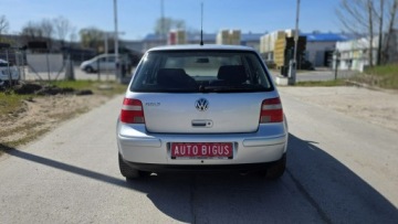 Volkswagen Golf V Hatchback 1.4 i 16V 75KM 2003 Volkswagen Golf climatronic, zdjęcie 6