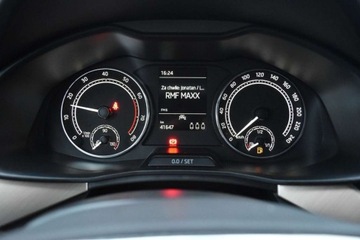 Skoda Kamiq Crossover 1.0 TSI 110KM 2021 Skoda Kamiq SalonPL Style 110KM Kessy Kamera Smartlink FULL LED Kamera ACC, zdjęcie 12