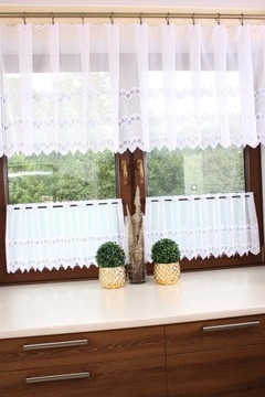 Кухонная штора Заздростка белая, Вуаль с вышивкой, высота 90 см