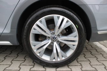 Volkswagen Passat B8 Variant Facelifting 2.0 TDI SCR 200KM 2023 Volkswagen Passat ALLTRACK Executive 4x4, zdjęcie 8