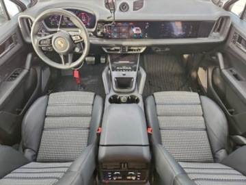 Porsche Cayenne III 2025 Porsche Cayenne gts coupe, 2025r., 4x4, 4.0L 4.0 Benzyna 493KM, zdjęcie 6