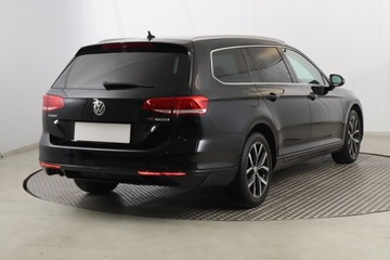 Volkswagen Passat B8 Variant 1.8 TSI BlueMotion Technology 180KM 2016 VW Passat 1.8 TSI, Salon Polska, Navi, Klima, zdjęcie 4