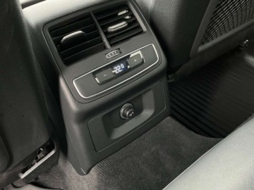 Audi A4 B9 Limousine Facelifting 2.0 40 TFSI 204KM 2022 Audi A4 Limousine VAT23 Tempomat ACC Matrix Czarna podsufitka Ambiente, zdjęcie 36