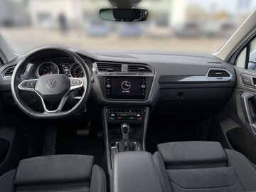Volkswagen Tiguan II SUV Facelifting 2.0 TSI 190KM 2023 Volkswagen Tiguan Life, 2.0 TSI 190KM 4Motion, od reki 2.0 Benzyna 190KM, zdjęcie 8