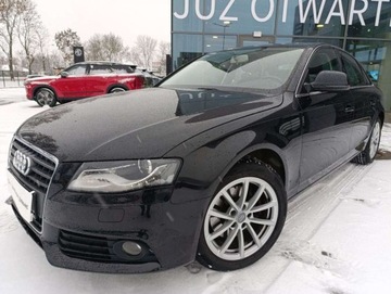 Audi A4 B8 Limousine 1.8 TFSI 160KM 2009 Audi A4 Limousine Audi A4 Limousine 1.8 benzyna 160KM Podgrzewane Fotele A, zdjęcie 1
