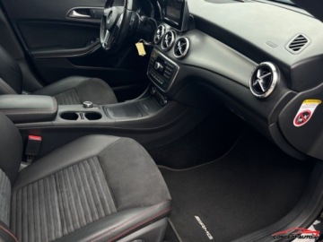 Mercedes CLA C117 Coupe 1.6 200 156KM 2014 Mercedes-Benz CLA AMG Navi Parkdistance Led Xenon Automat 1.6 Benzyna 156KM, zdjęcie 21