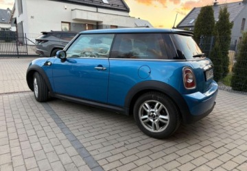 Mini One II Hatchback Facelifting 1.6 98KM 2012 MINI ONE Mini One 1600 ei szyberdach Klimatyzacja 1.6 Benzyna 98KM, zdjęcie 9