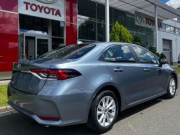 Toyota Corolla XII Sedan Facelifting 1.5 VVT-i 125KM 2024 Od ręki - Comfort 1.5 benzyna 125KM | Podgrzewane fotele!, zdjęcie 4