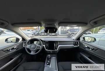 Volvo V60 II  2021 Volvo V60 V60 B3 Momentum Pro Pakiet Climate Park, zdjęcie 15