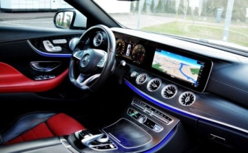 Mercedes Klasa E W213 Kombi 3.0 350d 258KM 2018 Mercedes-Benz Klasa E AMG Bezwypadkowy, Zadbany, Bogate wyposazenie 3.0, zdjęcie 7