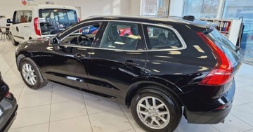 Volvo XC60 II Crossover T5 250KM 2020 Volvo XC 60 Mild Hybrid B5 250KM Salon PL AWD 2.0 Benzyna 250KM, zdjęcie 9