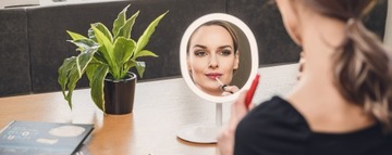 Зеркало для макияжа со светодиодной подсветкой Humanas HS-ML03