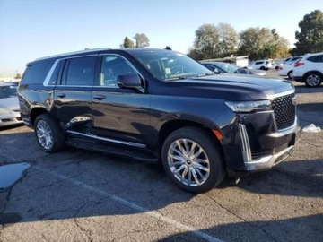 Cadillac Escalade III 2022 Cadillac Escalade 2022, 6.2L, na tyl, uszkodzo..., zdjęcie 3