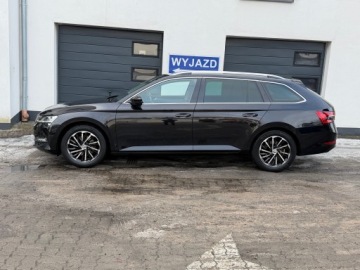 Skoda Superb III Kombi Facelifting 2.0 TDI SCR 150KM 2022 SKODA SUPERB 2.0 TDI DSG 150 KM, NETTO: 81.220 ZŁ + VAT, zdjęcie 1