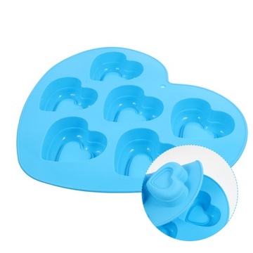 Тортик в силиконовой форме.