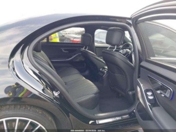 Mercedes Klasa S W223/V223 2022 Mercedes-Benz Klasa S 500 4Matic 2022 3.0 Benzyna 429KM, zdjęcie 12