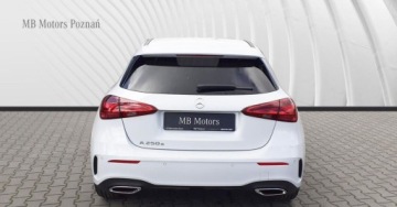 Mercedes Klasa A W177/V177 Hatchback Plug-In Facelifting 1.3 250e 218KM 2023 Mercedes-Benz Klasa A SalonPL A250e AMG LINE LED Hybryda Plug-In FV VAT23, zdjęcie 3