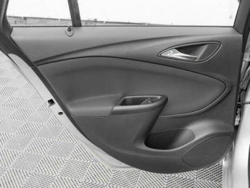 Opel Astra K Sportstourer Facelifting 1.2 Turbo 130KM 2021 Opel Astra GD427YW#1.2 T Edition 2 stref klima, zdjęcie 21