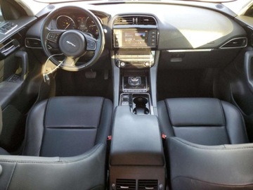Jaguar F-Pace 2018 Jaguar F-Pace 2018 JAGUAR F-PACE PREMIUM Benzyna 247KM, zdjęcie 8