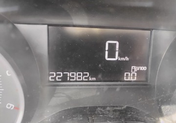 Peugeot 2008 I SUV Facelifting 1.6 BlueHDi 120KM 2016 Peugeot 2008 122016r, 1.6 HDI. Uszkodzony przod 1.6 Diesel 120KM, zdjęcie 10