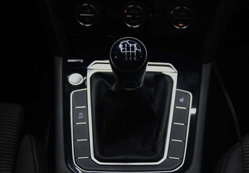 Volkswagen Arteon Fastback 2.0 TDI 150KM 2019 Volkswagen Arteon Faktura VAT 23 _ PL Salon 2.0 Diesel 150KM, zdjęcie 16