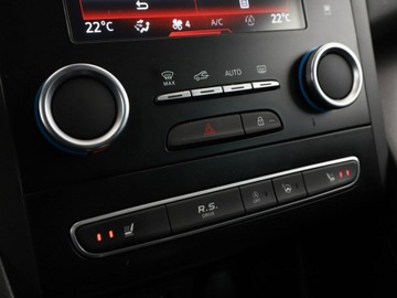 Renault Megane IV GT 1.6 TCe 205KM 2018 Renault Megane GT 205KM automat navi grzane fotele, zdjęcie 27