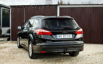 Ford Focus III Kombi 1.6 Duratorq TDCi DPF 115KM 2012 Ford Focus 1.6 TDCI 115KM PDC Navi Led grzana szyba serwis ASO 1.6 Diesel, zdjęcie 13