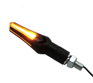 СВЕТОДИОДНЫЕ ПОВОРОТНИКИ С КРЫШКАМИ