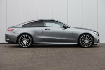 Mercedes Klasa E W213 Cabrio 2.0 200 184KM 2017 Mercedes-Benz Klasa E 200 Coupe AMG Salon PL Autotrade Mercedes-Benz, zdjęcie 10
