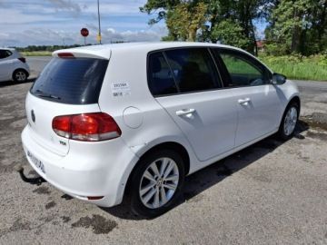 Volkswagen Golf VI Hatchback 5d 1.6 TDI-CR DPF BlueMotion 105KM 2011 Volkswagen Golf 1.6 tdi 180tys.km, zdjęcie 2