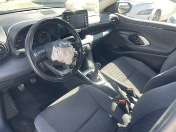 Toyota Yaris IV Hatchback 1.5 Dynamic Force 125KM 2021 Toyota Yaris Klimatyzacja Kamera cofania Tempomat, zdjęcie 5