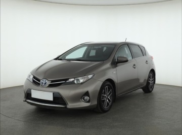 Toyota Auris II Hatchback 5d 1.8 HSD 136KM 2014 Toyota Auris Hybrid, Salon Polska, Serwis ASO, zdjęcie 1