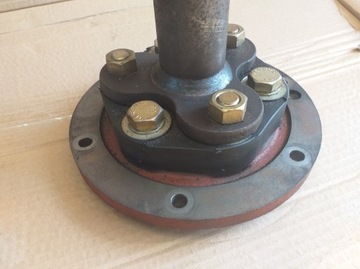 PÓŁOŚ PRZEKŁADNI GŁÓWNEJ SILNIKA CLAS DOMINATOR 96