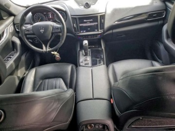 Maserati Levante 2022 Maserati Levante GT, 2022r., 4x4, 3.0L 3.0 Benzyna 345KM, zdjęcie 6