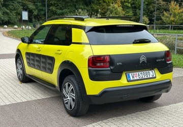 Citroen C4 Cactus Crossover 1.2 PureTech 110KM 2015 Citroen C4 Cactus Citroen C4 Cactus PureTech 110 StopampStart Live 1.2, zdjęcie 3