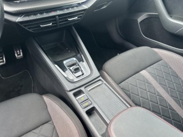 Skoda Octavia IV RS Liftback 2.0 TDI SCR 200KM 2022 Skoda Octavia RS 2.0 TDI 200KM Matrix Bezwypadkowa, zdjęcie 23