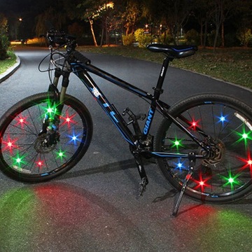 АКСЕССУАРЫ СВЕТОДИОДНАЯ ВЕЛОСИПЕДНАЯ ФОНАРЬ В НОЧЬЕ
