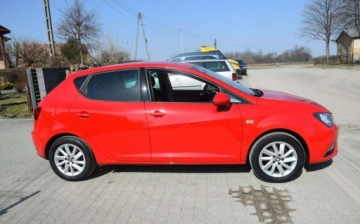 Seat Ibiza IV Hatchback 5d Facelifting 1.4 85KM 2015 Seat Ibiza 1.4 MPI 92 TYS KM Oryginal Lakier 2 KPL KOL Grzane Fotele Sprow, zdjęcie 8