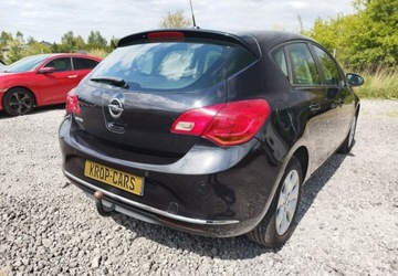 Opel Astra J GTC 1.4 100KM 2014 Opel Astra Opel Astra j 1.4 16v klima pds stan bdb gwarncja przebiegu 1.4, zdjęcie 3