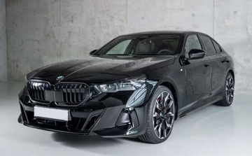 BMW Seria 5 G90-91 2025 BMW Seria 5 540d xDrive, Panorama, M sport, Pakiet Travel, Bowers, 21 cali, zdjęcie 1
