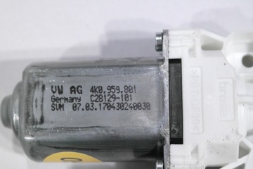 AUDI A7 4K8 MOTOREK OKNO 4K0959801