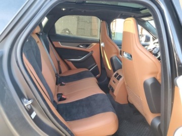 Jaguar F-Pace 2022 Jaguar F-Pace Svr 2022 5.0l 5.0 Benzyna 542KM, zdjęcie 11