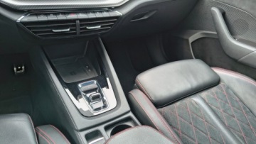 Skoda Octavia IV RS Kombi 2.0 TDI SCR 200KM 2022 Skoda Octavia Combi RS 2.0TDI 200KM Hak Panorama M, zdjęcie 32