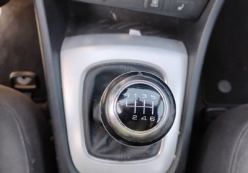 Audi Q3 I SUV 2.0 TDI 140KM 2012 Audi Q3 2012r, 2.0 TDI. Uszkodzony przod. 2.0 Diesel 140KM, zdjęcie 15