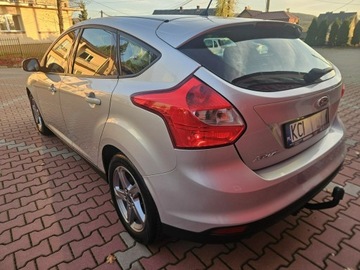Ford Focus III Hatchback 5d 1.6 Duratec 125KM 2013 Ford Focus 1.6i (125PS) KlimaTronik, Elektryka,, zdjęcie 5