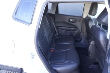 Jeep Compass II 2018 Jeep Compass LimitedSkoraPamiecDuza NaviKlimatronicBagaznik DachowyZadbany, zdjęcie 10