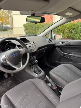 Ford Fiesta VII 2013 Ford Fiesta 1.25 benzyna Biała perełka, zdjęcie 10