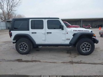 Jeep Wrangler IV 2024 Jeep Wrangler 4-Door Rubicon 2024 3.6 Benzyna 285KM, zdjęcie 6