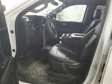 Chevrolet Silverado II 2020 Chevrolet Silverado 2020r., K1500, od ubezpieczalni 4.3 Benzyna 285KM, zdjęcie 6